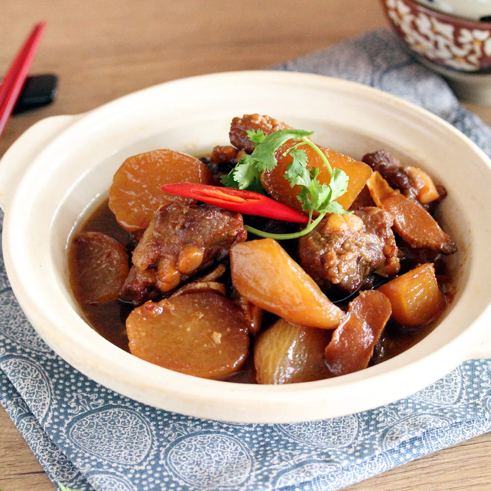 Stewed Pork Ribs with Radish